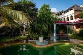 5 DAYS BANANA HOUSE FLIGHT PACKAGE SEPT-14TH DEC