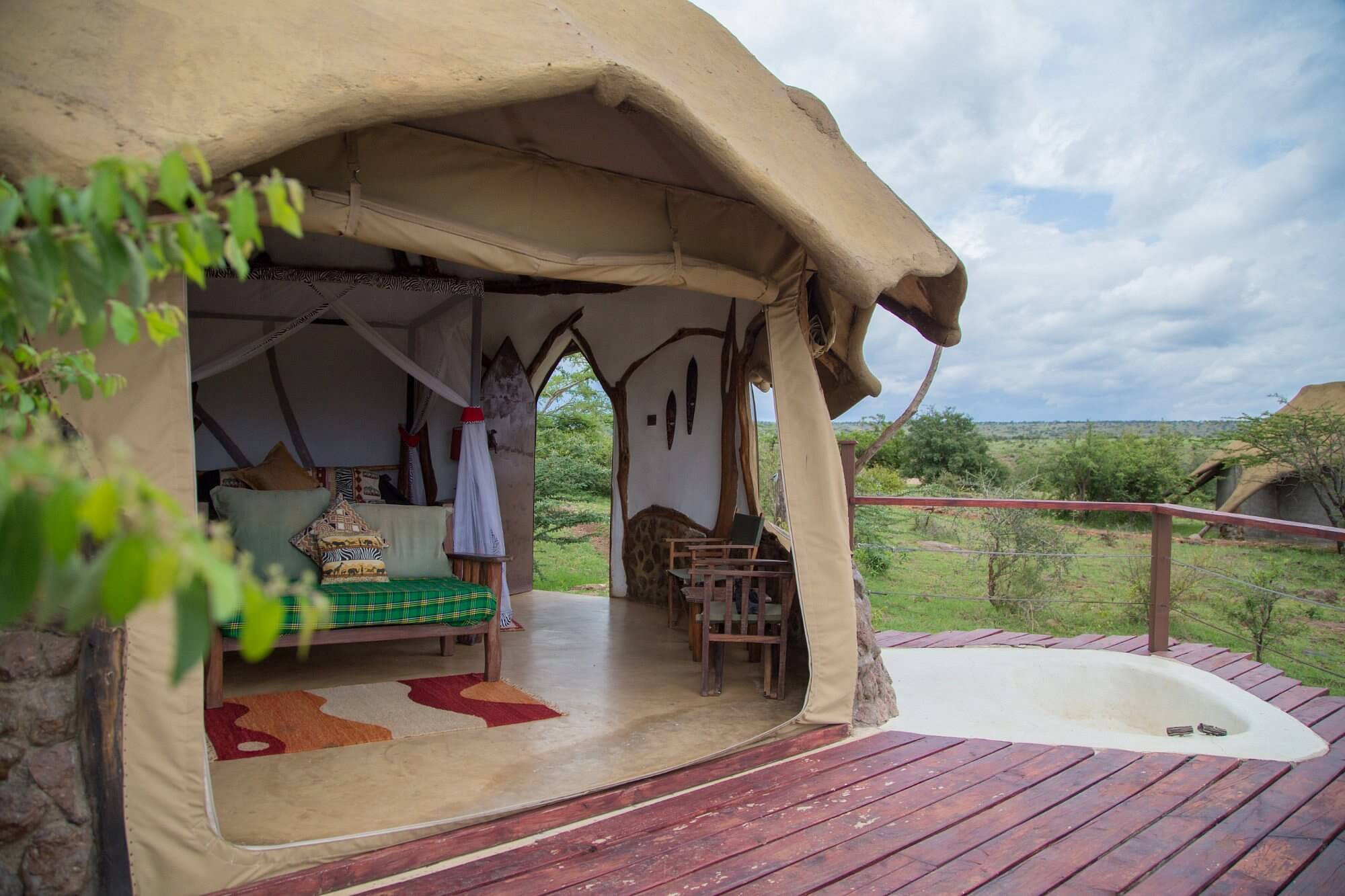 3 DAYS AMANI MARA SAFARI LODGE WITH LAND CRUISER BASED ON 6 PAX AUG-30TH SEPT