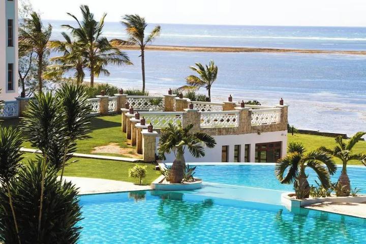 5 DAYS ROYAL SHAZA SUITES PACKAGE WITH SGR 1ST AUGUST- 21ST DEC
