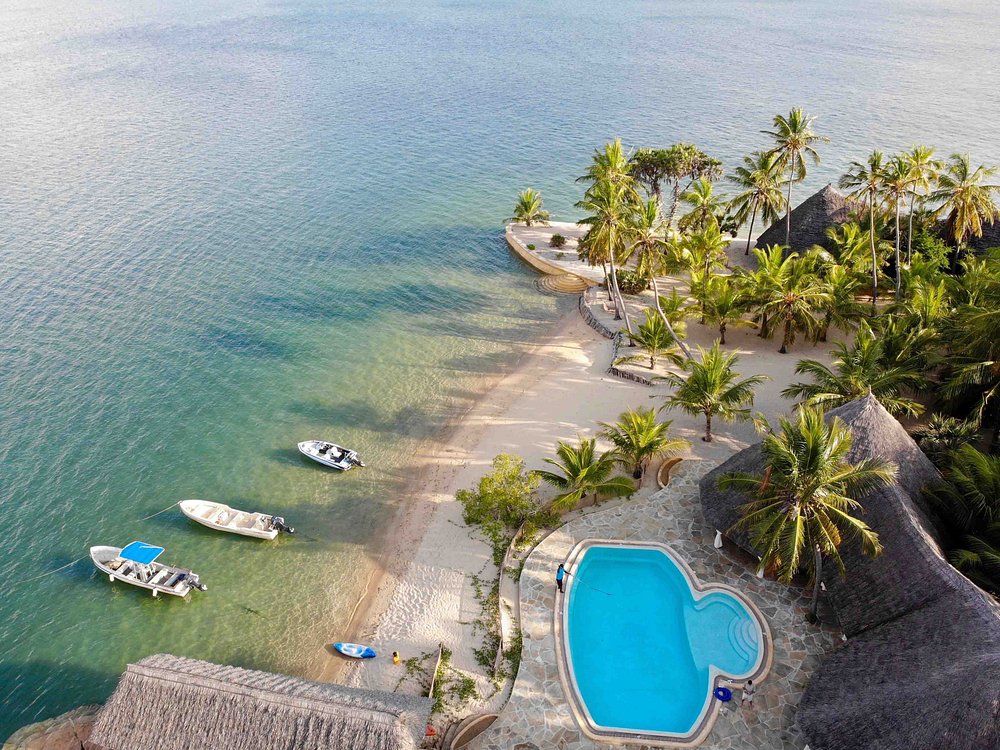 5 NIGHTS MANDA BAY LODGE LAMU PACKAGE WITH FLIGHT AUGUST & OCTOBER